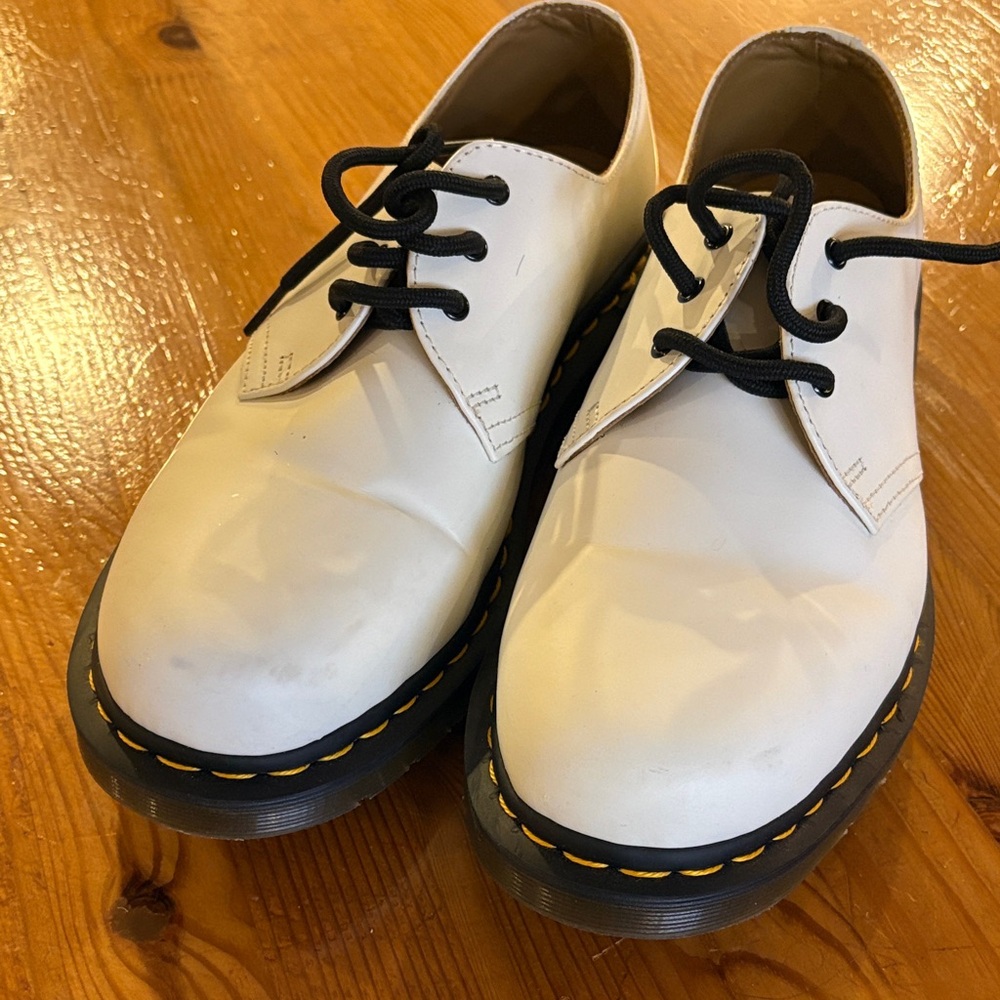 Dr. Martens White Flats with Black Laces - Picture 3 of 14